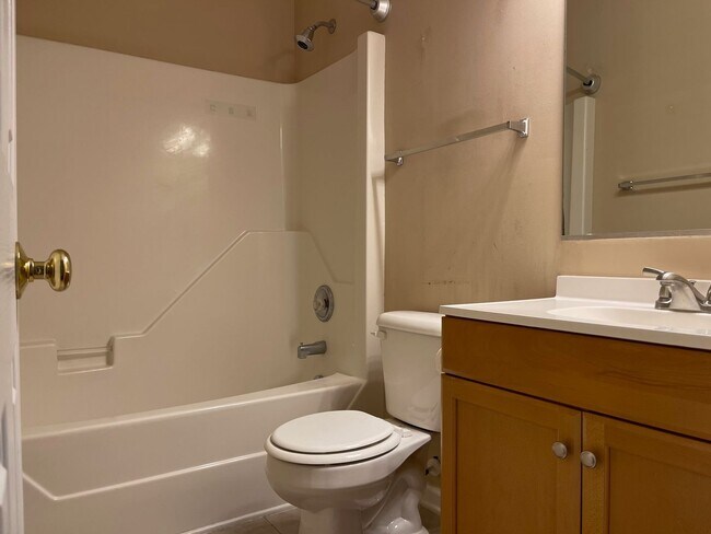 Building Photo - 4257 Falcon Creek Dr