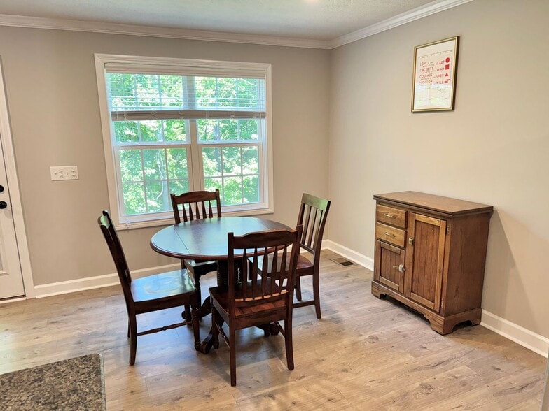 Building Photo - 1057 Brightwood Ct