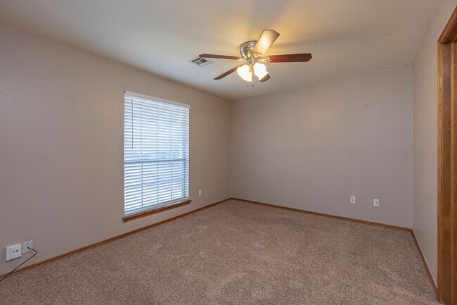 Building Photo - 810 Delmar Cir