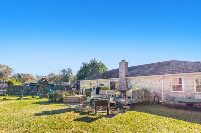 Building Photo - 3 Bed 2.5 Bath Home for rent in Chesapeake