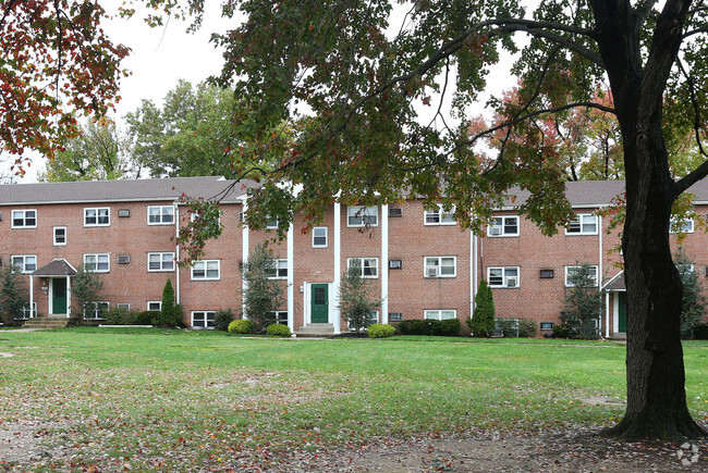 Levittown Trace Apartments - Bristol, PA | Apartment Finder