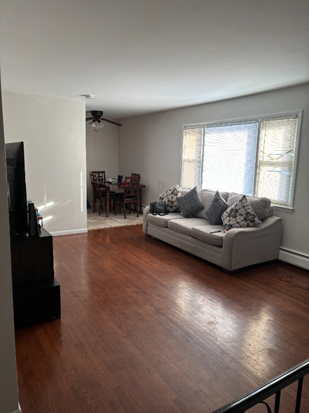 Building Photo - 232 N 9th St