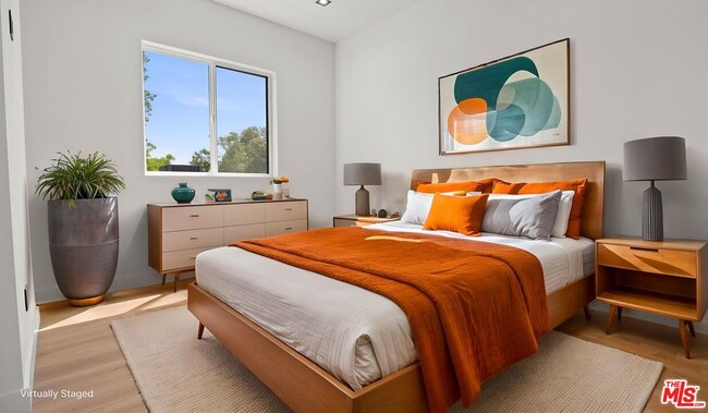 Building Photo - 10844 Peach Grove St