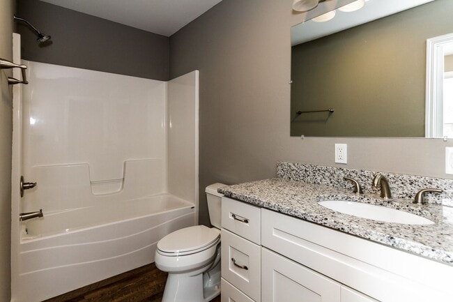 Building Photo - 1 Bedroom House in O'Fallon