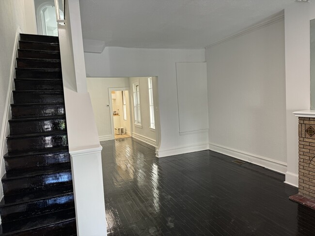 Building Photo - 2221 N 18th St
