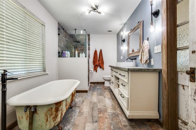 Building Photo - 3756 Co Rd 997