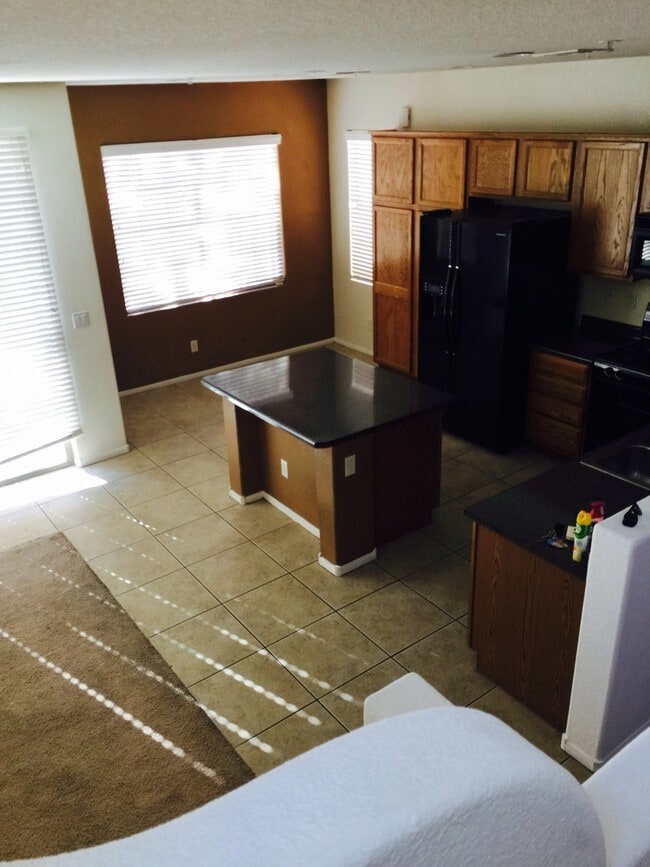 Building Photo - Must See Home in Gated Community!