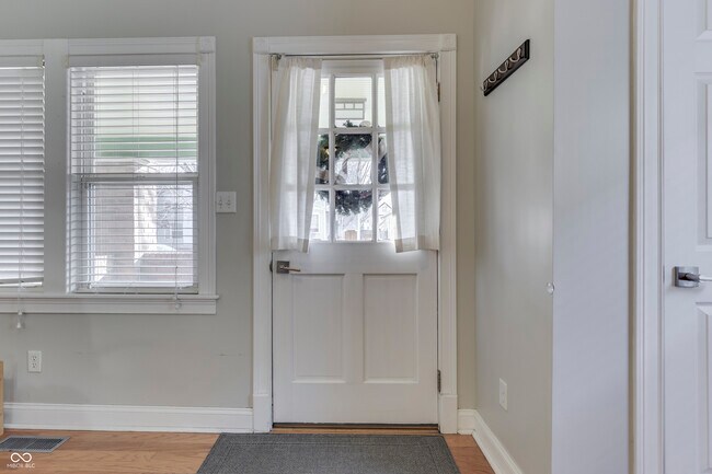 Building Photo - 2322 Alabama St