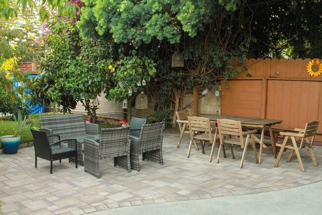 Building Photo - SERENE SYLVAN SANCTUARY - 4 Bed/2 Bath Home w/Private Pool - FREMONT