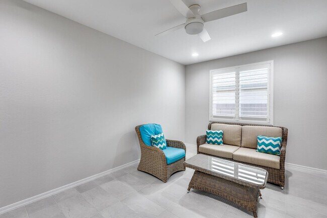 Building Photo - 7308 W Tombstone Trail