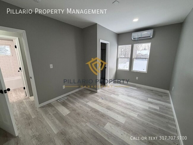 Building Photo - 3221 E 38th St