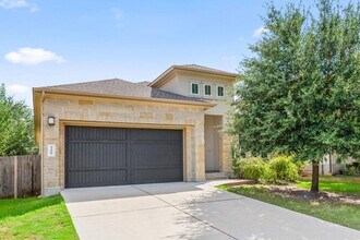Building Photo - 5209 Mandevilla Dr