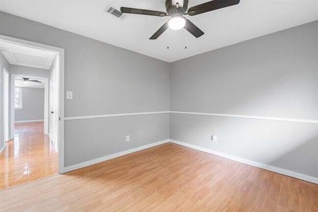 Building Photo - 239 Blackwater Ln
