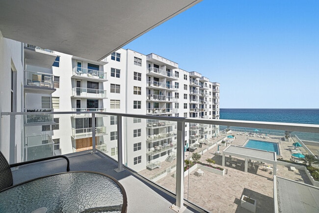 Building Photo - 3450 S Ocean Blvd