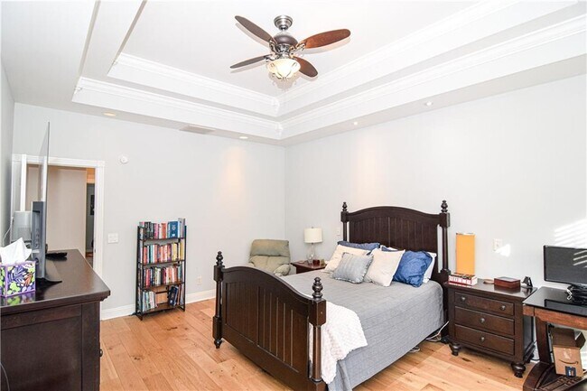 Building Photo - 2716 W Centennial Dr