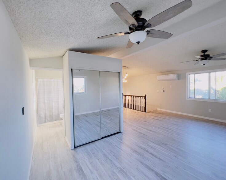 Office or other use - 11440 Odessa Ave