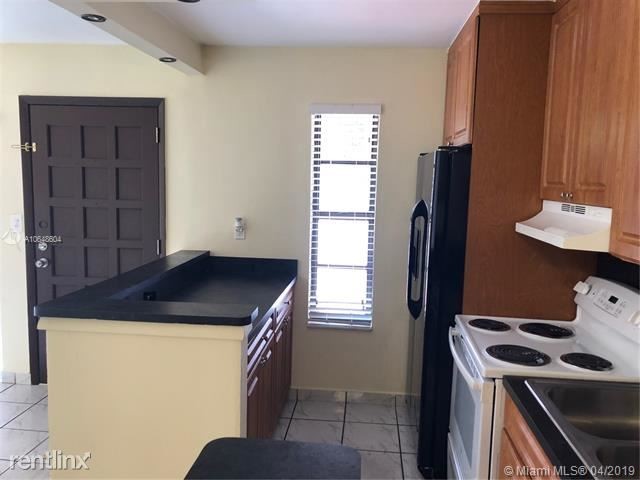 Building Photo - 2 br, 2 bath Condo - HIGHLANDS AT KENDALL LKS