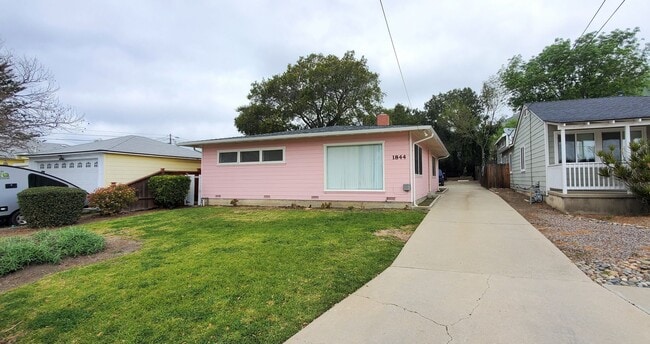 Building Photo - 1844 McCollum St