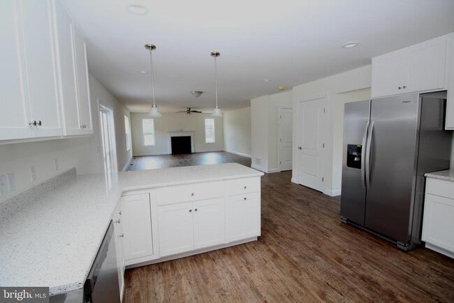 Building Photo - 83 Cherry Blossom Ct