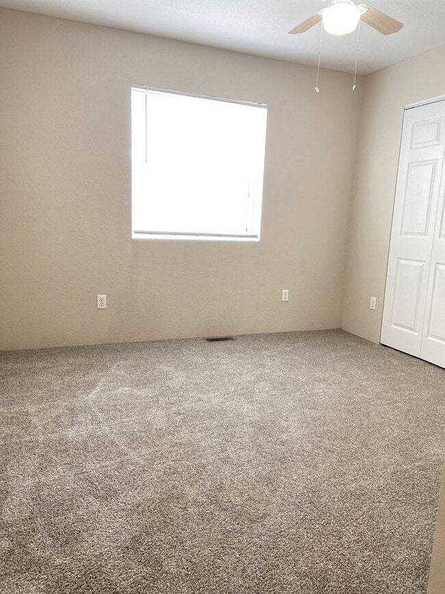 Building Photo - Apartment in Branson East, Kirbyville