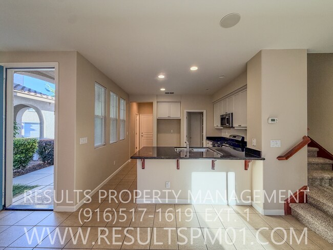 Building Photo - 1177 Impressionist Loop
