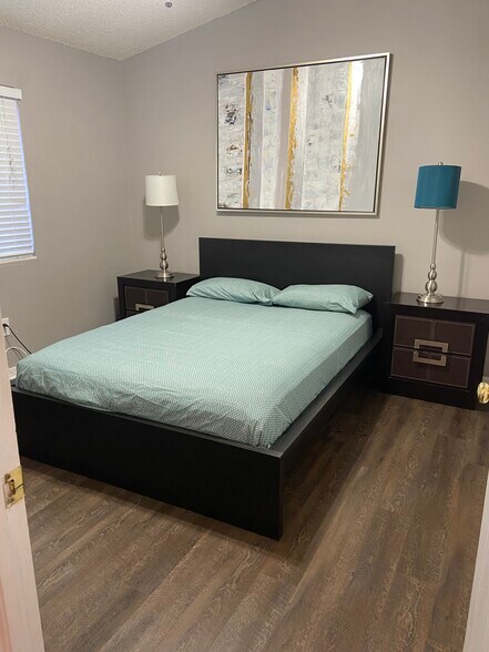 Building Photo - 3607 Simms St