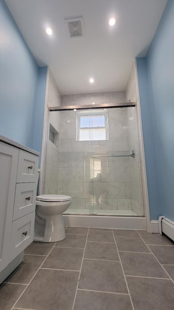 Building Photo - 104 Kimball St