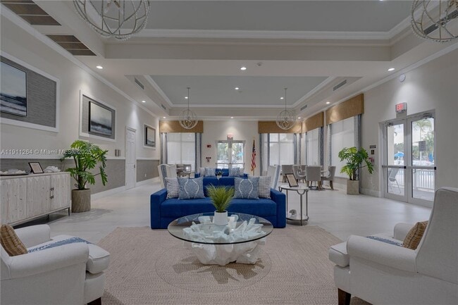 Building Photo - 2741 NE 4th St