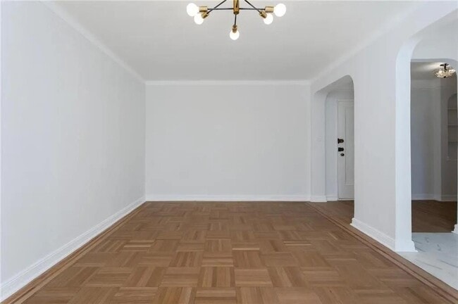 Primary Photo - 415 Ocean Pkwy