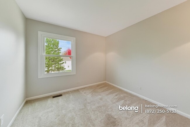 Building Photo - 434 Hunters Way