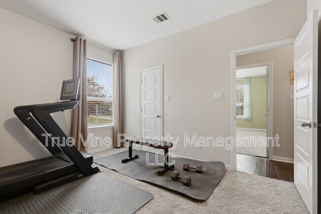 Building Photo - 4727 La Santa Rd