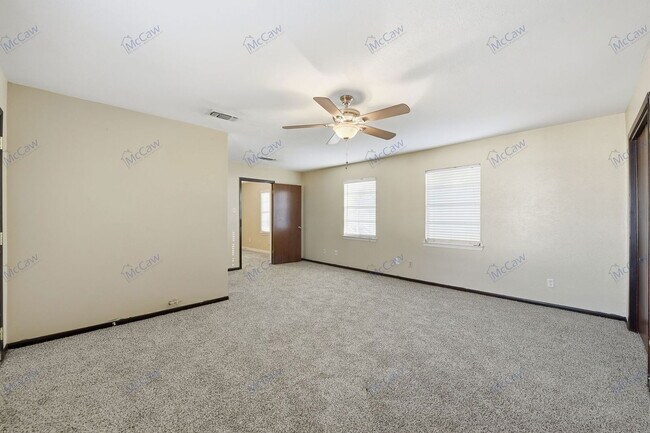 Building Photo - 208 Westfork Dr