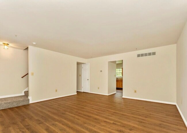 Building Photo - 5790 Katsura Ct