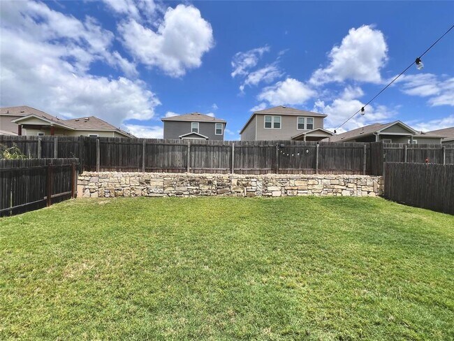 Building Photo - 19323 Berringer Dr