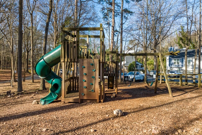 Building Photo - 831 Shadow Elm Dr