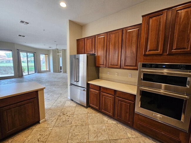 Building Photo - 7849 E Cholla St