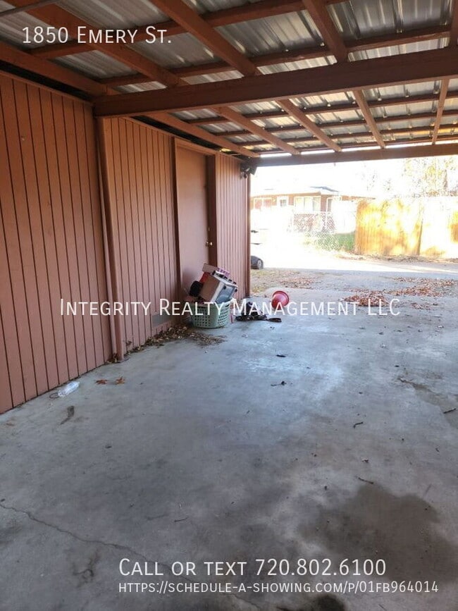 Building Photo - 1850 Emery St