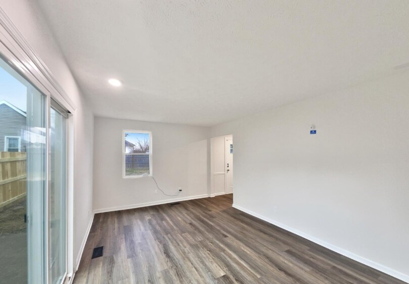 Building Photo - 717 Cleveland Ave