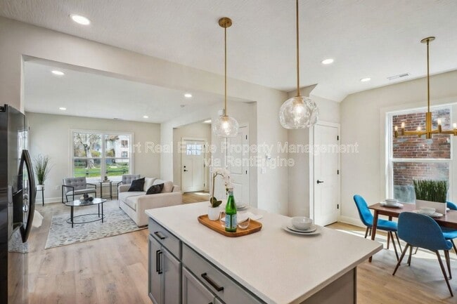 Building Photo - 77 N Guilford Ave