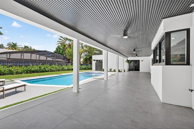 Building Photo - 7865 SW 183rd Terrace