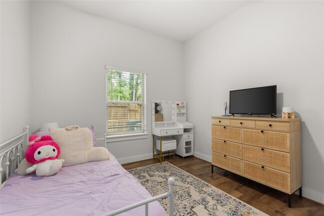 Building Photo - 3559 Pebble Beach Blvd