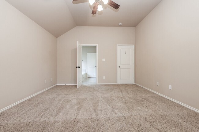 Building Photo - 2919 Chalet Knolls Ln