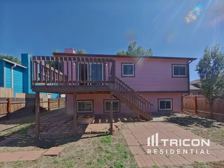 Building Photo - 3340 Bridgewater Dr