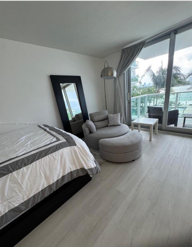 Building Photo - 1000 West Ave