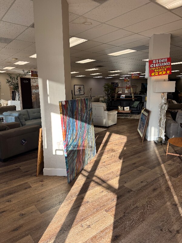 Building Photo - 22750 Hawthorne Blvd