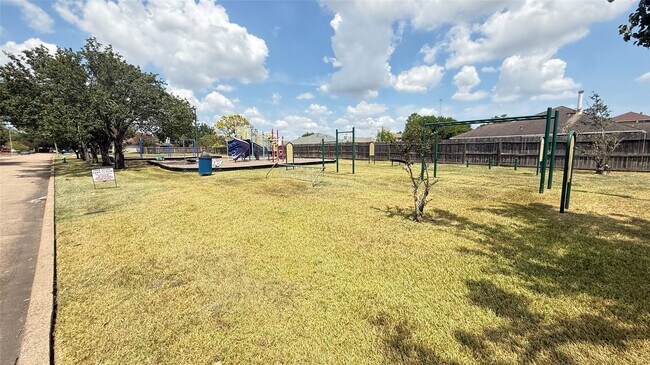 Building Photo - 14402 Stone Park Rd