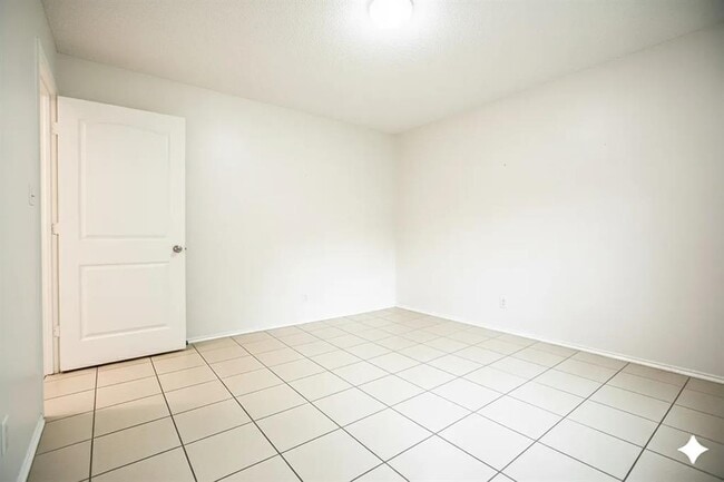 Building Photo - 9600 Bear Paw Trail