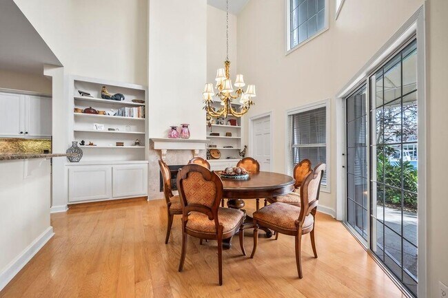 Building Photo - 14394 Cypress Island Ct