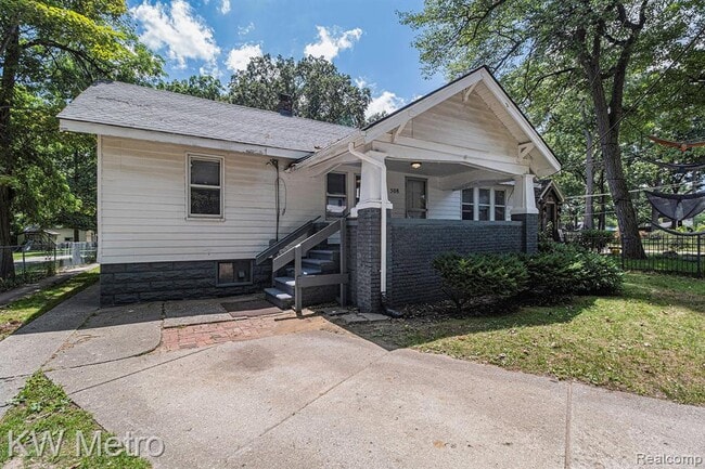 Building Photo - 508 Parkdale Ave