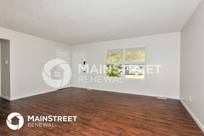 Building Photo - 46 Forest Ln